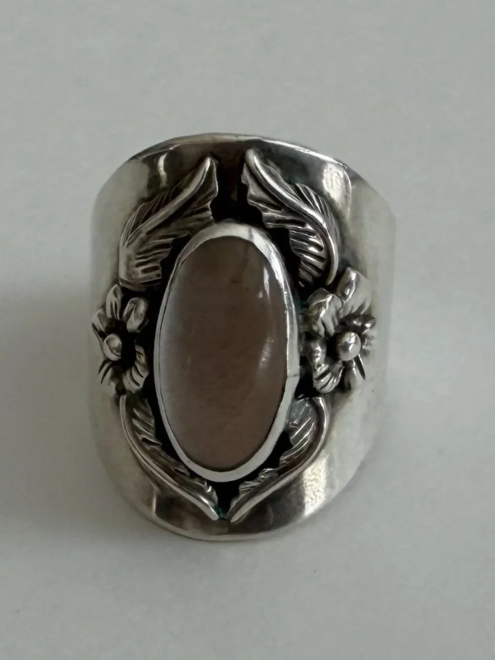Vintage 1985 CAROL FELLEY 925 Sterling Ring w rose quartz stone Southwest design